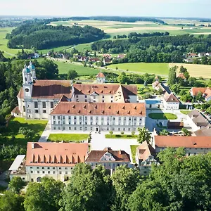 Hotel Kloster Holzen, Allmannshofen